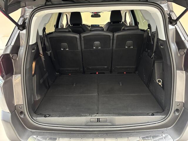 Peugeot 5008 1.2 PureTech Allure Automaat | Navigatie | Achteruitrijcamera