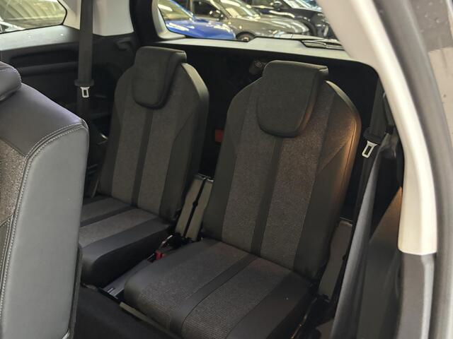 Peugeot 5008 1.2 PureTech Allure Automaat | Navigatie | Achteruitrijcamera