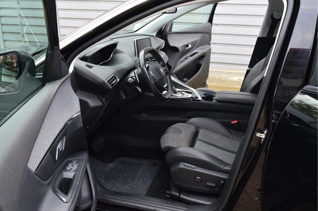 Peugeot 5008 1.2 PureTech Blue Lease Premium O.a: Haak, Elektr, Stoelverst, Stoelverw, Camera, Etc. All-in prijs!