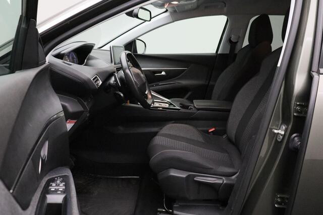 Peugeot 5008 1.2 PureTech Blue Lease Executive 7 Persoons 2020 | Afneembare Trekhaak | Navigatie | Cruise Control | Airco | Carplay | Boekjes | 2 Sleutels | Stuurwiel Bediening | Elektrische Ramen | Parkeersensoren