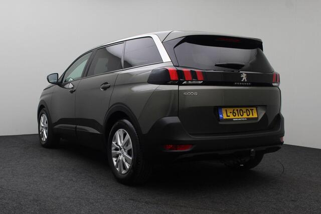 Peugeot 5008 1.2 PureTech Blue Lease Executive 7 Persoons 2020 | Afneembare Trekhaak | Navigatie | Cruise Control | Airco | Carplay | Boekjes | 2 Sleutels | Stuurwiel Bediening | Elektrische Ramen | Parkeersensoren