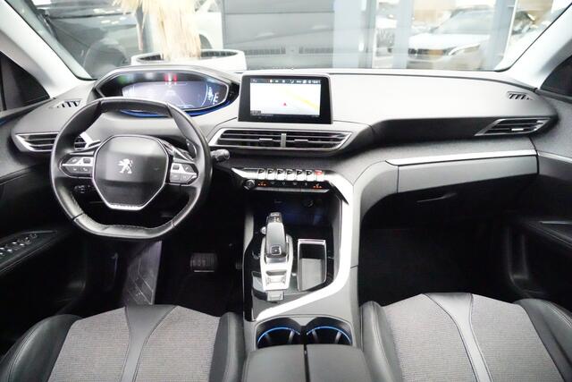 Peugeot 5008 1.6 PureTech GT-Line 7p 181pk Navigatie/360Camera/Stoelverwarming