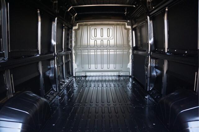 Peugeot BOXER 35+ Heavy 2.2HDI 180PK EAT8 Automaat L3H2 10" Navi, Climate. Camera, Cruise 270º Deur!! NR. A092*