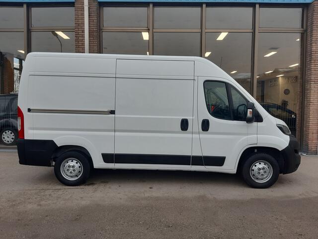 Peugeot BOXER 2.2 BlueHDi 140 Pk - 103 Kw L2/H2 Airco Navi Cruise Control
