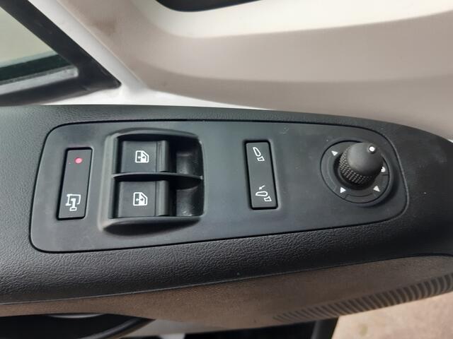 Peugeot BOXER 2.2 BlueHDi 140 Pk - 103 Kw L2/H2 Airco Navi Cruise Control