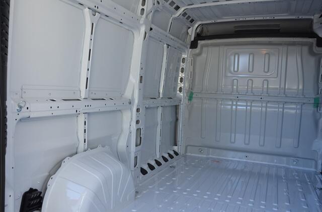 Peugeot BOXER 2.2 Blue HDI L2H2 120PK