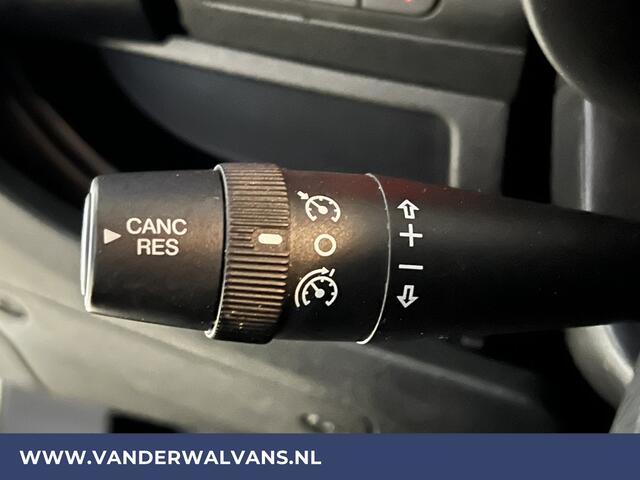 Peugeot BOXER 2.2 BlueHDi 120pk **BPM VRIJ voor de Ondernemer** L1H1 Euro6 Airco | Camera | Navigatie Trekhaak, Cruisecontrol, Parkeersensoren, Bijrijdersbank