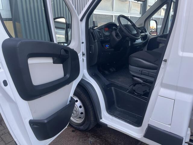Peugeot BOXER 2.2 HDI Winterdienst Zoutstrooier Nido Open laadbak Airco Trekhaak Open laadbak Nido aansluiting voor Nido zoutstrooier 1e eigenaar Euro 5 Airco Trekhaak pick-up p-up Sneeuw ploeg Sneeuwborstel