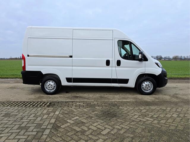 Peugeot BOXER 2.2 BlueHDi 140 L2 H2 3.5t - 140 Pk - Euro 6 - Navi - Climate Control - Cruise Control