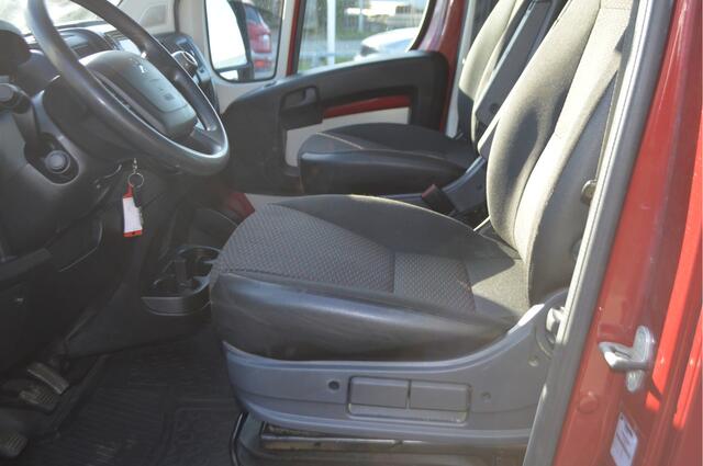 Peugeot BOXER 330 2.0 BlueHDI L2H2 Premium Pack DC , TREKHAAK , A UITRIJ CAM , AIRCO , NAVI , CR CONTROL ,