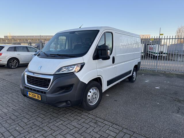 Peugeot BOXER 435 2.0 BlueHDI L2H1 Premium