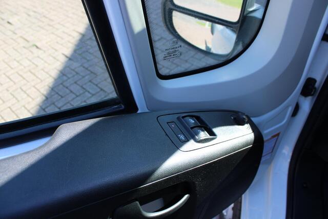 Peugeot BOXER 330 2.2 HDI L2H1 XT DC