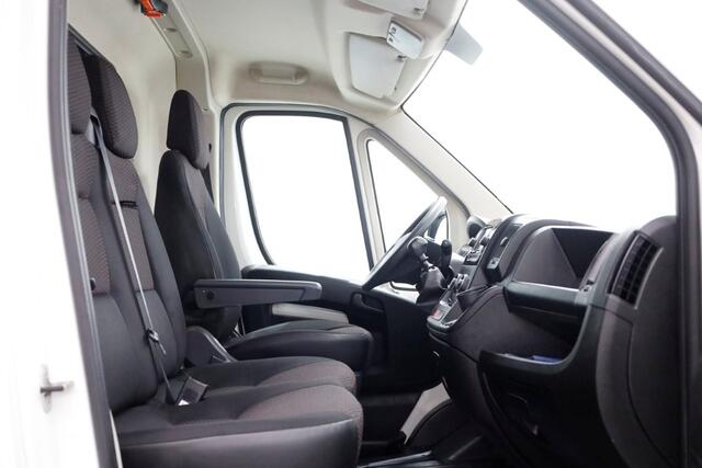 Peugeot BOXER 2.2 BlueHDi 120pk L2H2 Premium Airco/Camera 08-2020