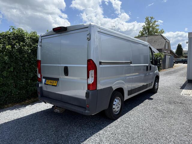 Peugeot BOXER 330 2.2 HDI L2H1 XT | Airco | Cruise Control | Trekhaak | Camera | 3 Zits | Nieuwe APK