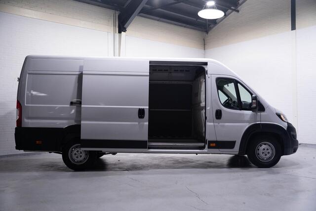 Peugeot BOXER 2.2 BlueHDi 165 pk L4H2 Navi, Camera Laadruimte Pakket, PDC achter, 3-Zits