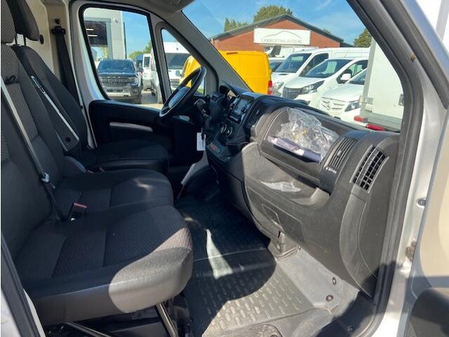 Peugeot BOXER 2.2 BlueHDi 120 L2H1 Premium LANG LAADKLEP LBW KLIMA