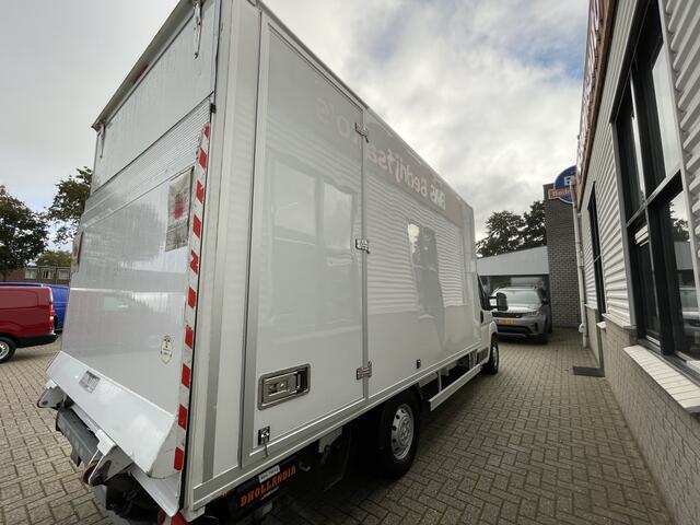 Peugeot BOXER 435 2.0 BlueHDI 164pk Pro bakwagen met Dhollandia laadklep / 440 cm lang / doorladen tot 550 cm mogelijk boven de cabine / euro 6 / airco