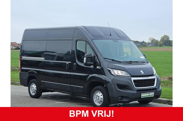 Peugeot BOXER 330 2.2 BlueHDi 120 L2H2 Premium avi Airco NAP Trekhaak 120Pk Euro6!