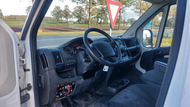 Peugeot BOXER 335 2.2 BlueHDi 140 L3 Pro DC AIRCO BJ 2020 motor defect