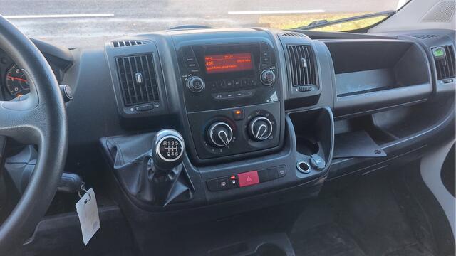 Peugeot BOXER 335 2.2 BlueHDi 140 L3 Pro DC AIRCO BJ 2020 motor defect