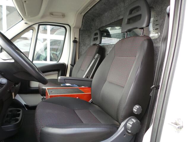 Peugeot BOXER 333 2.0 BlueHDI L1H2 Premium Airco,Cruise,navigatie,Camera,Enz Bedrijfswageninrichting