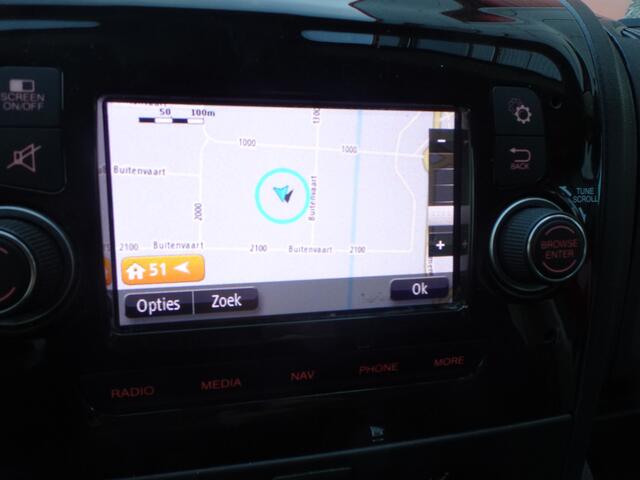 Peugeot BOXER 333 2.2 BlueHDi 165 L3H2 Premium 3 zits navi airco camera 2500 kg trekhaakgewicht