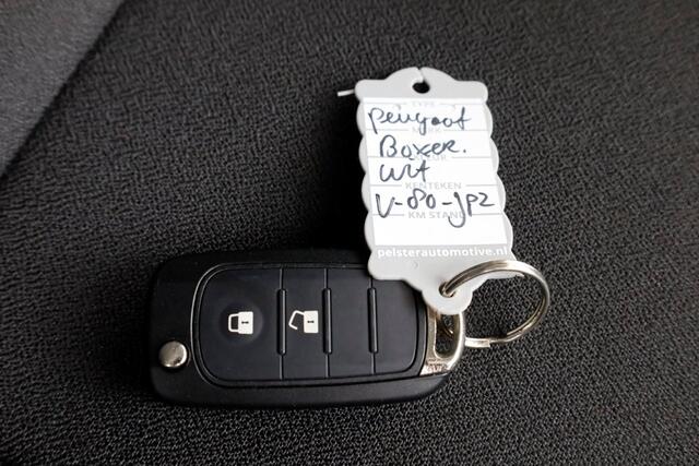 Peugeot BOXER 2.2 BlueHDi 140pk D.C. Open Laadbak Trekhaak 3000kg BPM-Vrij 11-2024