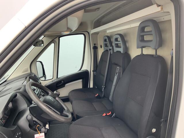 Peugeot BOXER 330 2.2 HDI L2H2 Première Airco Cruise Camera side Bar Trekhaak 2500 kg Euro 5