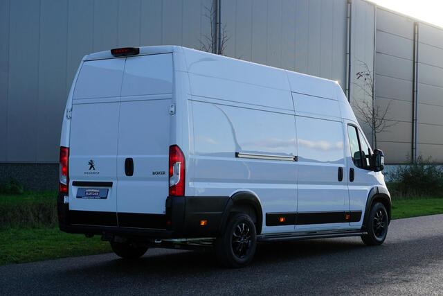 Peugeot BOXER 2.2 BlueHDi 165 L4H3 Zwaar 3.5t in Topstaat |EURO6 |Navi |Camera |Cruise |Airco |Trekhaak |1e eigenaar |BPM voordeel |Extra hoog en lang |165 pk