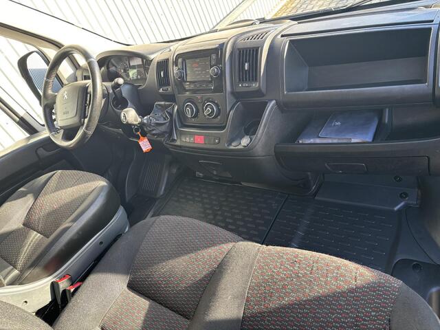 Peugeot BOXER 330 2.2 BlueHDi 140 L2H1*A/C*CRUISE*NAVI*HAAK*3PER