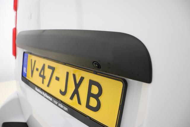 Peugeot EXPERT 2.0 BlueHDi S&S L3 DC 180 PK | Automaat | Dubbele cabine | Airco | Stuurverwarming | Start/stop | Betimmering | Apple Carplay | Navigatie | Camera | Licht metalen velgen