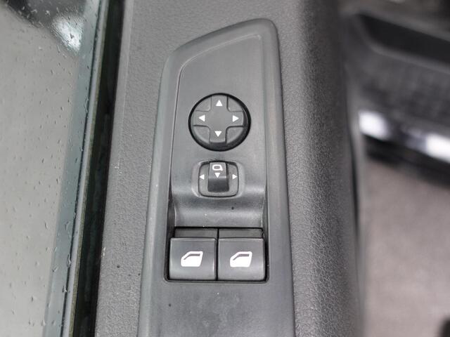 Peugeot EXPERT 2.0 BlueHDI 145PK L3 Automaat Navigatie Airco Trekhaak Carplay Dab