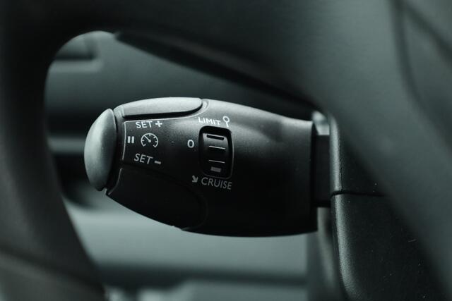 Peugeot EXPERT 1.5 BlueHDI 120 Standard Premium | Imperial | Trekhaak | Bekisting | Cruise