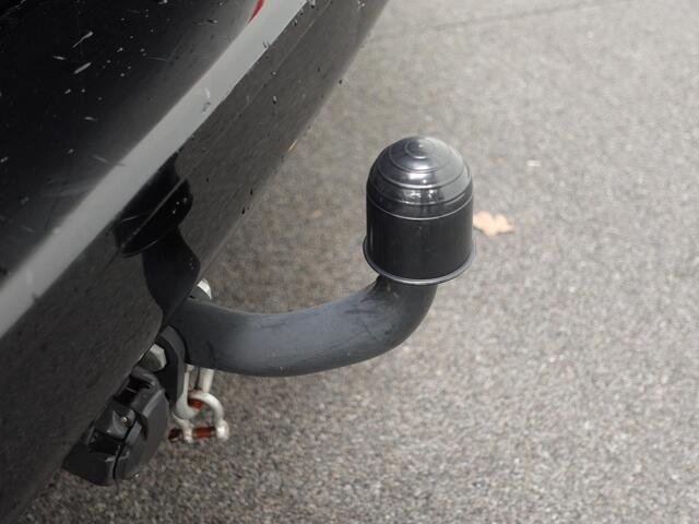 Peugeot EXPERT 100pk L2H1 Premium Apple Carplay / Android Auto Cruise control Airco DAB+ 3zits Lichtmetalen velgen