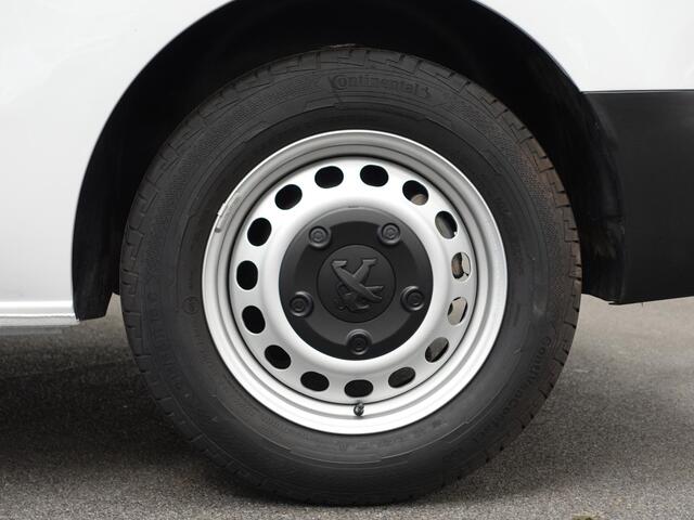 Peugeot EXPERT 1.5 BlueHDI 120PK L2 Airco Navigatie Cruise control Trekhaak