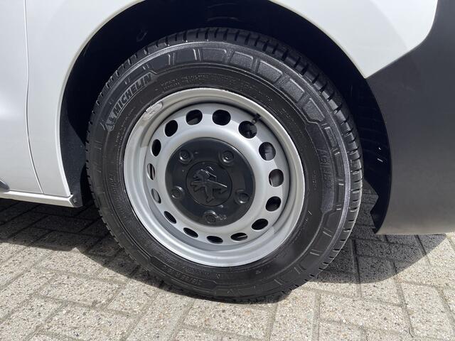 Peugeot EXPERT 226C 1.6 BlueHDI 95 Pro automaat / vaste prijs rijklaar ¤ 10.950 ex btw / lease vanaf ¤ 242 / airco / cruise / trekhaak / parkeersensoren achter / euro 6