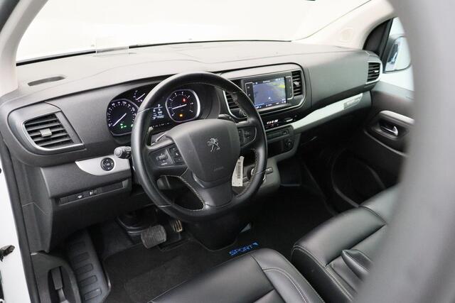 Peugeot EXPERT 2.0 BlueHDI 180 Standard Sport 2021 NAP | Camera | Navigatie | Trekhaak | Automaat | Lederen bekleding | Head up | Carplay | Xenon | LED | Bluetooth | USB | Cruise control | Airco Clima | Multifunctioneel stuurwiel |