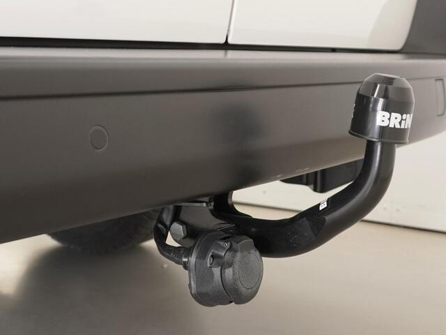 Peugeot EXPERT 2.0 BlueHDI 150 Pk Long Premium | Navi | Blind Spot | Trekhaak | Lichtmetalen velgen | PDC v+a + camera | Rijklaarprijs