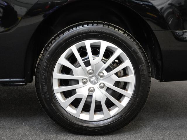 Peugeot EXPERT 180pk Long L3H1 Premium Dubbele Cabine Automaat Navigatie Trekhaak Climate control parkeersensoren