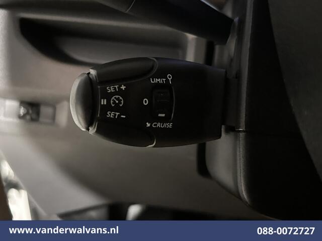Peugeot EXPERT 2.0 BlueHDI 123pk L2H1 Euro6 Airco | Navigatie | 2500kg Trekhaak | Cruisecontrol | Apple Carplay | Android Auto Parkeersensoren