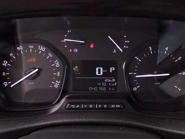 Peugeot EXPERT 2.0 BlueHDI 145 Standard Premium