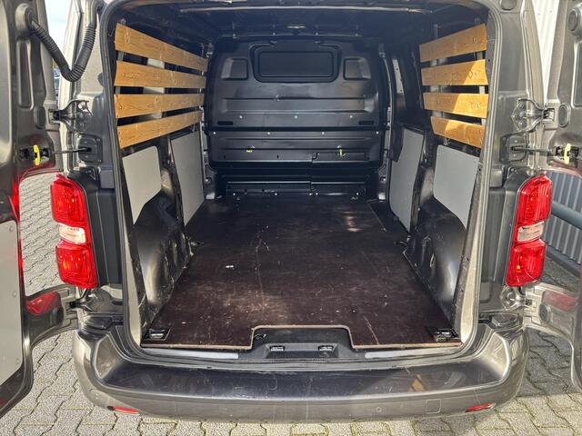 Peugeot EXPERT 2.0 BlueHDI 145 Standard*ECC*NAVI*ACC*CAM*CARPLAY*