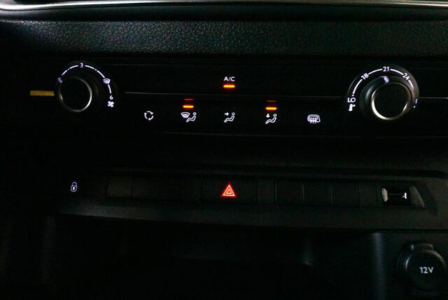 Peugeot EXPERT 2.0 Automaat Dubbele cabine Navigatie Parkeersensoren Clima Control Trekhaak