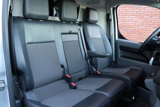 Peugeot EXPERT 2.0 BlueHDI 180 Premium Pack 177 PK | 3-Zitter | CarPlay | Camera | Dodehoek detector | Airco | Trekhaak | Imperiaal | Lederen bekleding | Nieuwe APK | NAP Logisch