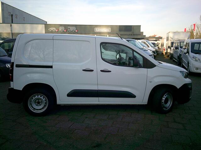 Peugeot PARTNER 1.5 BlueHDI Premium VOORZIEN VAN AIRCO+CRUISE+APPLE CARPLY !!
