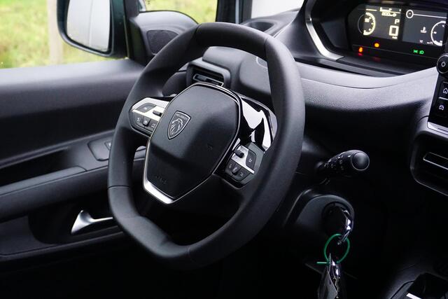 Peugeot PARTNER 1.5 BlueHDi 130 EAT8 S&S L1 AUTOMAAT |2 Schuifeurden |Achterklep |130 pk |Trekhaak |LED koplampen |Dakrails |Carplay |Cruise |Android auto |Airco |Direct leverbaar |BPM voordeel!