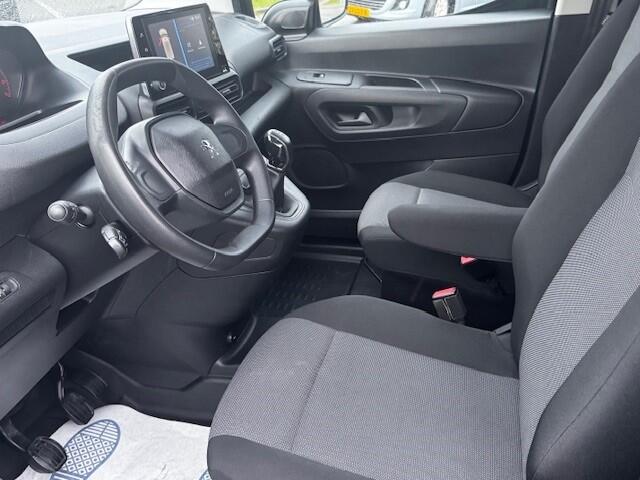 Peugeot PARTNER 1.6 BlueHDI Premium l Airco l Camera l Smartphone integratie l Parkeersensoren l Trekhaak l