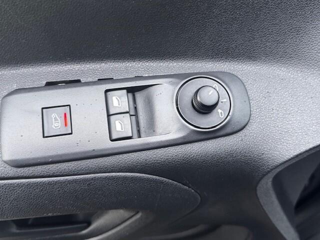 Peugeot PARTNER 1.6 BlueHDI Premium l Airco l Camera l Smartphone integratie l Parkeersensoren l Trekhaak l