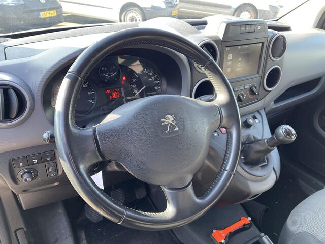 Peugeot PARTNER 120 1.6 BlueHDi 100 L1 Premium Pack S&S / vaste prijs rijklaar ¤ 9950 ex btw / lease vanaf ¤ 183 / airco / cruise / navi / achteruit rijcamera / 3 zits / zilver metallic !