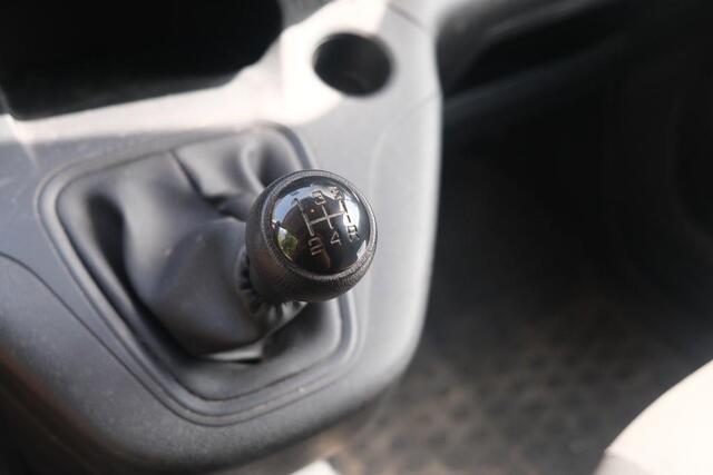 Peugeot PARTNER 1.5 BlueHDi 75pk Pro | Navi | App Connect | Airco | Trekhaak